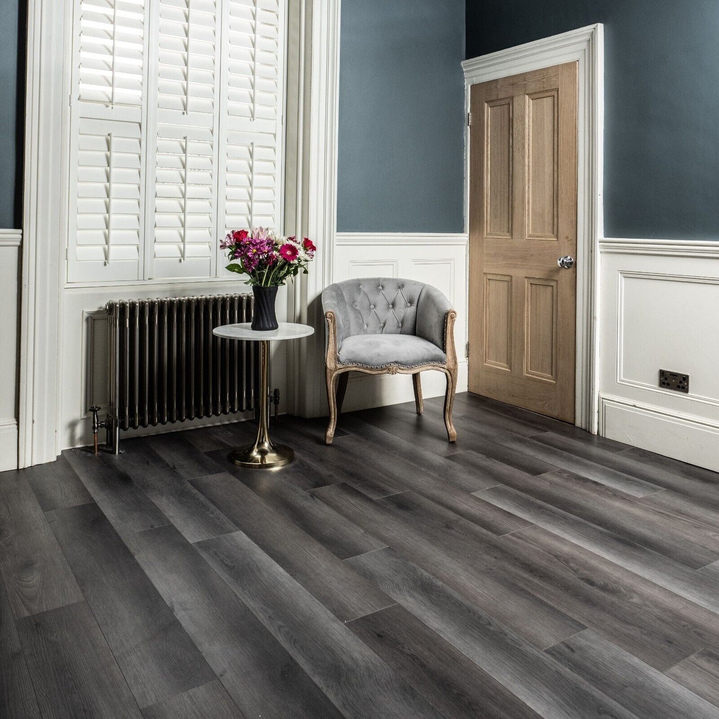 Sovereign Obsidian Oak Vinyl Click Flooring