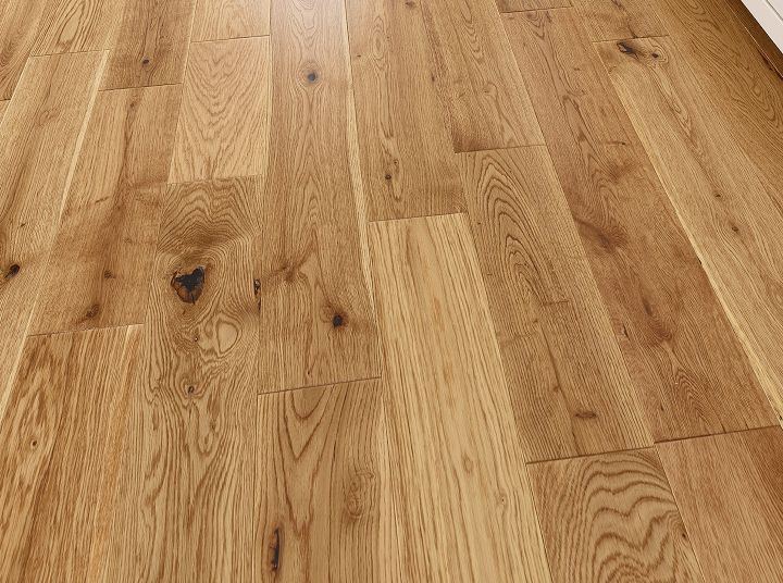 Ravencrest Caramel Pine Solid Wood Flooring